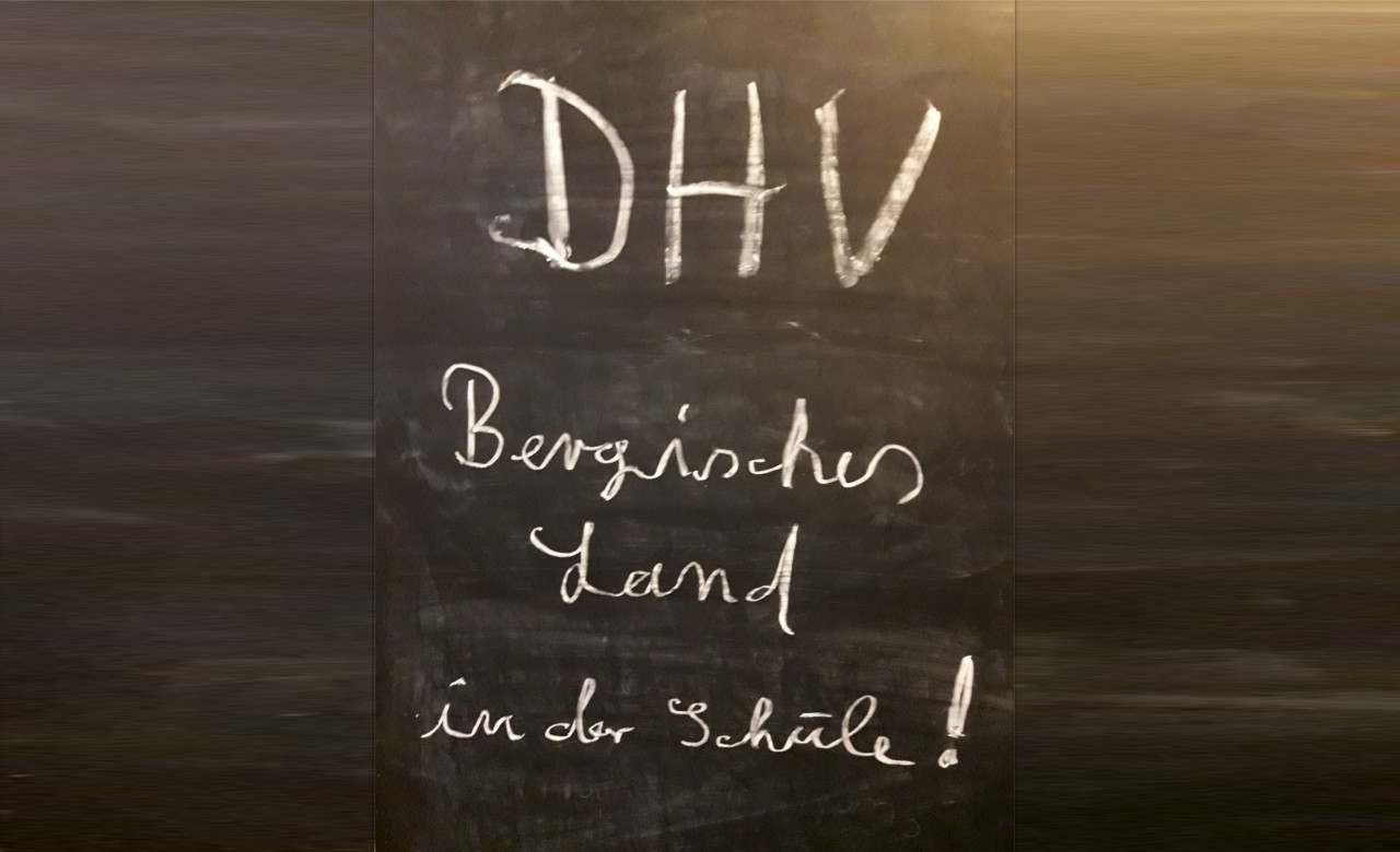 DHV vor Ort: DHV-Ortsgruppe Bergisches Land zu Gast in der Schule